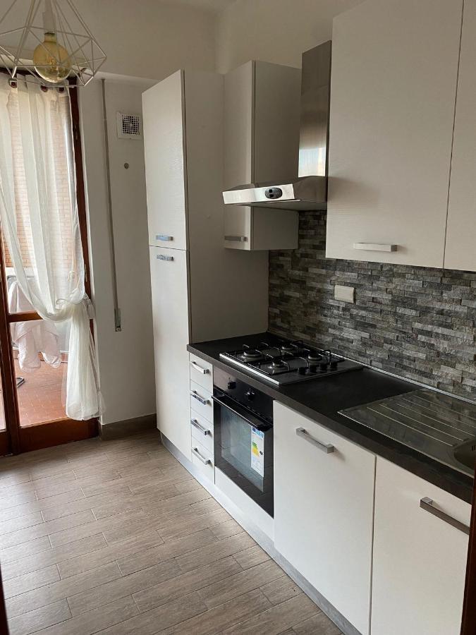 רומא Eur Centro Lux Apartment Con Camino מראה חיצוני תמונה